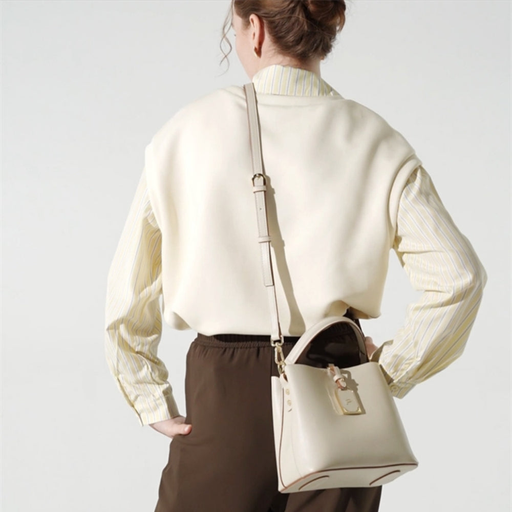 Aariz Milano Convertible Bucket Bag